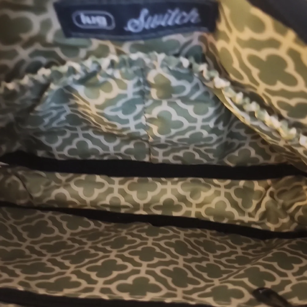 lug switch crossbody